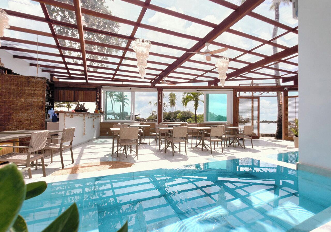 Premium com Varanda e Piscina | Ropa de cama de alta calidad, minibar, escritorio