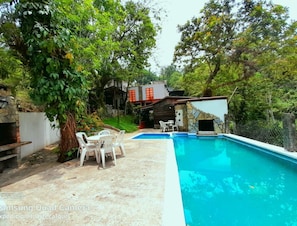 Utomhuspool