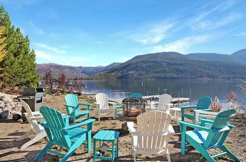 Lakefront Cabin - Boat or Snowmobile into town