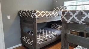 3 bedrooms, free WiFi