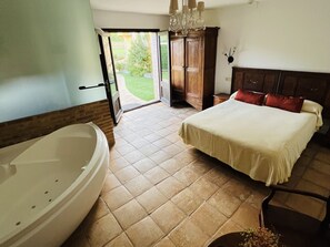 8 Schlafzimmer, Bügeleisen/Bügelbrett, Reisekinderbett, kostenloses WLAN