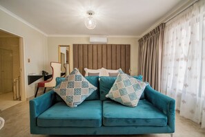 Executive-Zimmer | Zimmersafe, Schreibtisch, Bügeleisen/Bügelbrett, kostenloses WLAN