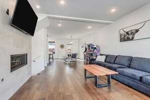 Smart TV, fireplace, video games