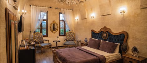 Luxury Suite | Egyptian cotton sheets, premium bedding, memory foam beds