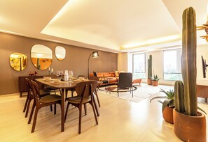 Superior Apartment | Dining room