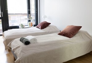 Comfort Apartment | 2 bedrooms, iron/ironing board, cribs/infant beds, free WiFi - 2ndhomes 2BR Center Apartment w Balcony (Helsinki)