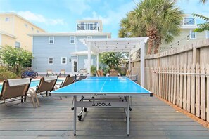 Property grounds - Splash! Steps to beach!  Ocean views! Pool! (Destin)