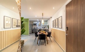 Superior Apartment | Dining room