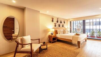 Premium Apartment | 3 bedrooms, premium bedding, in-room safe, individually decorated