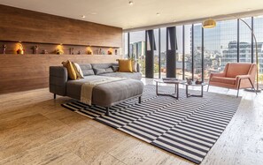 Grand Apartment | Living area | 42-inch LED TV with cable channels, TV - Horacio by Kukun (Mexico City)