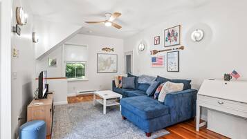 Smart-TV, Bücher, Computerbildschirme