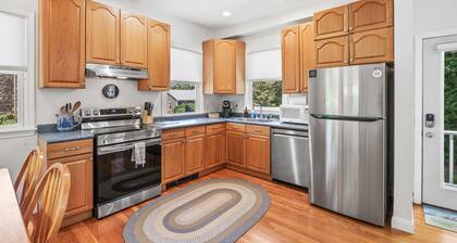 Oceanside Village Home~Private Fenced Yard~Reserved Parking