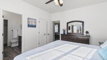 3 chambres, fer et planche Ă  repasser, Wi-Fi gratuit, draps fournis