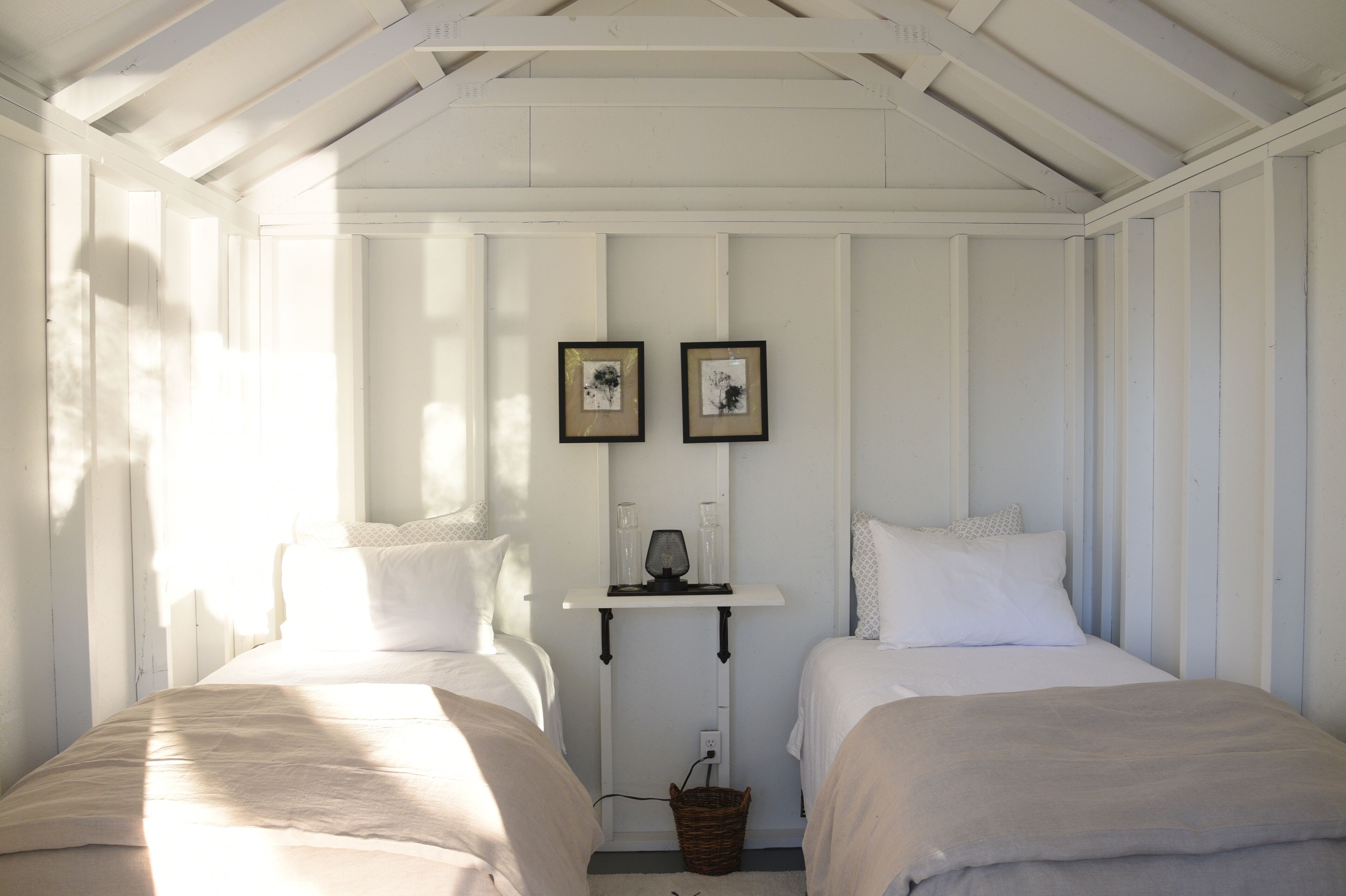 1 多间卧室、床单