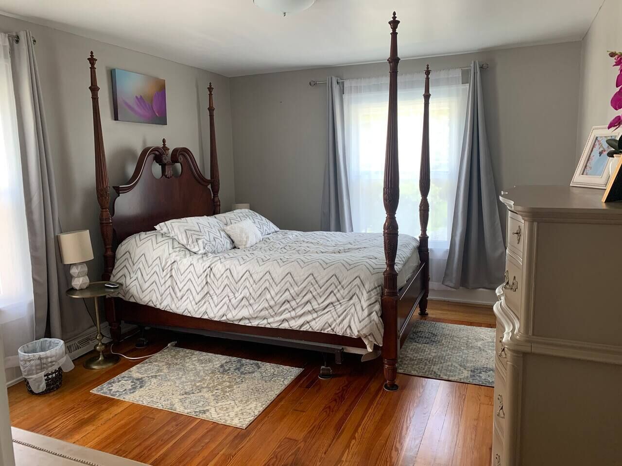 3 makuuhuonetta, silitysrauta/-lauta, Wi-Fi, vuodevaatteet