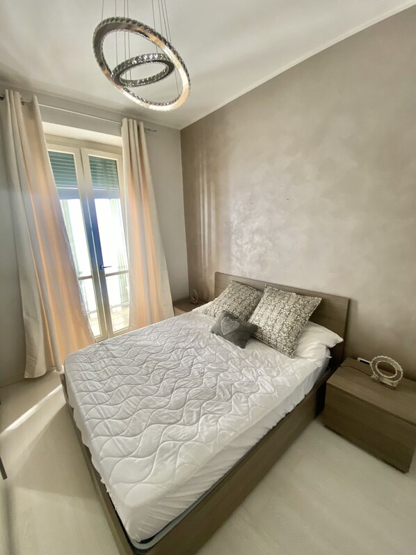 1 bedroom, iron/ironing board, free WiFi