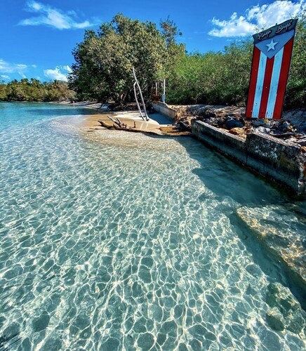 2-BR Modern Oceanfront APT. Pool - 5 min from Playa Sucia & Lighthouse