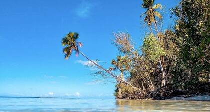 2-BR Modern Oceanfront APT. Pool - 5 min from Playa Sucia & Lighthouse