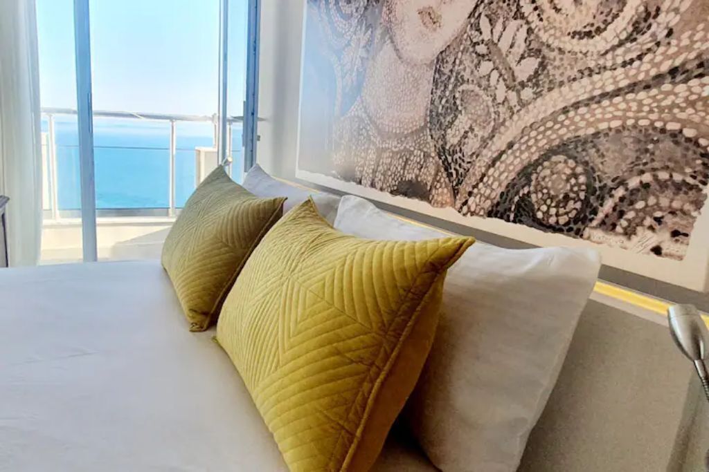 1 chambre, bureau, fer et planche à repasser, Wi-Fi