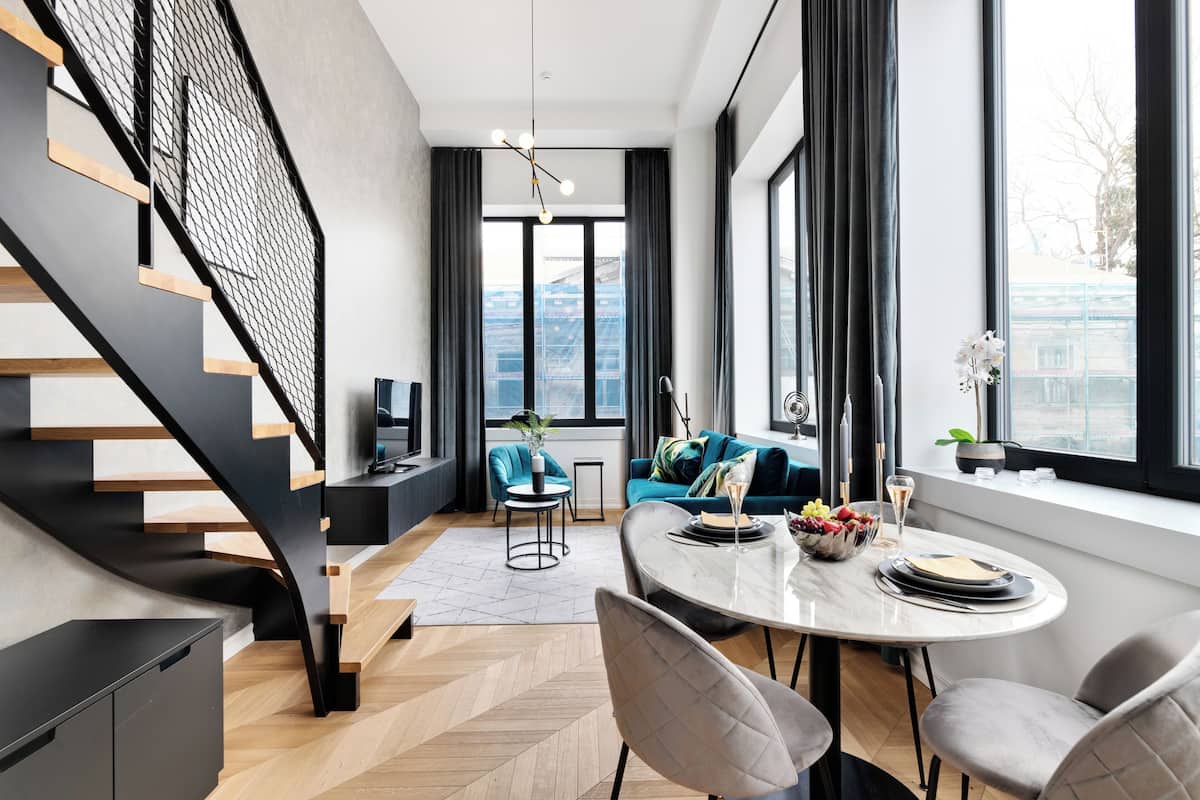 プレミアム ロフト (Epic Studio - Loft) | ノートパソコン用作業スペース、WiFi (無料)、客室ごとに異なる装飾、客室ごとに異なるインテリア
