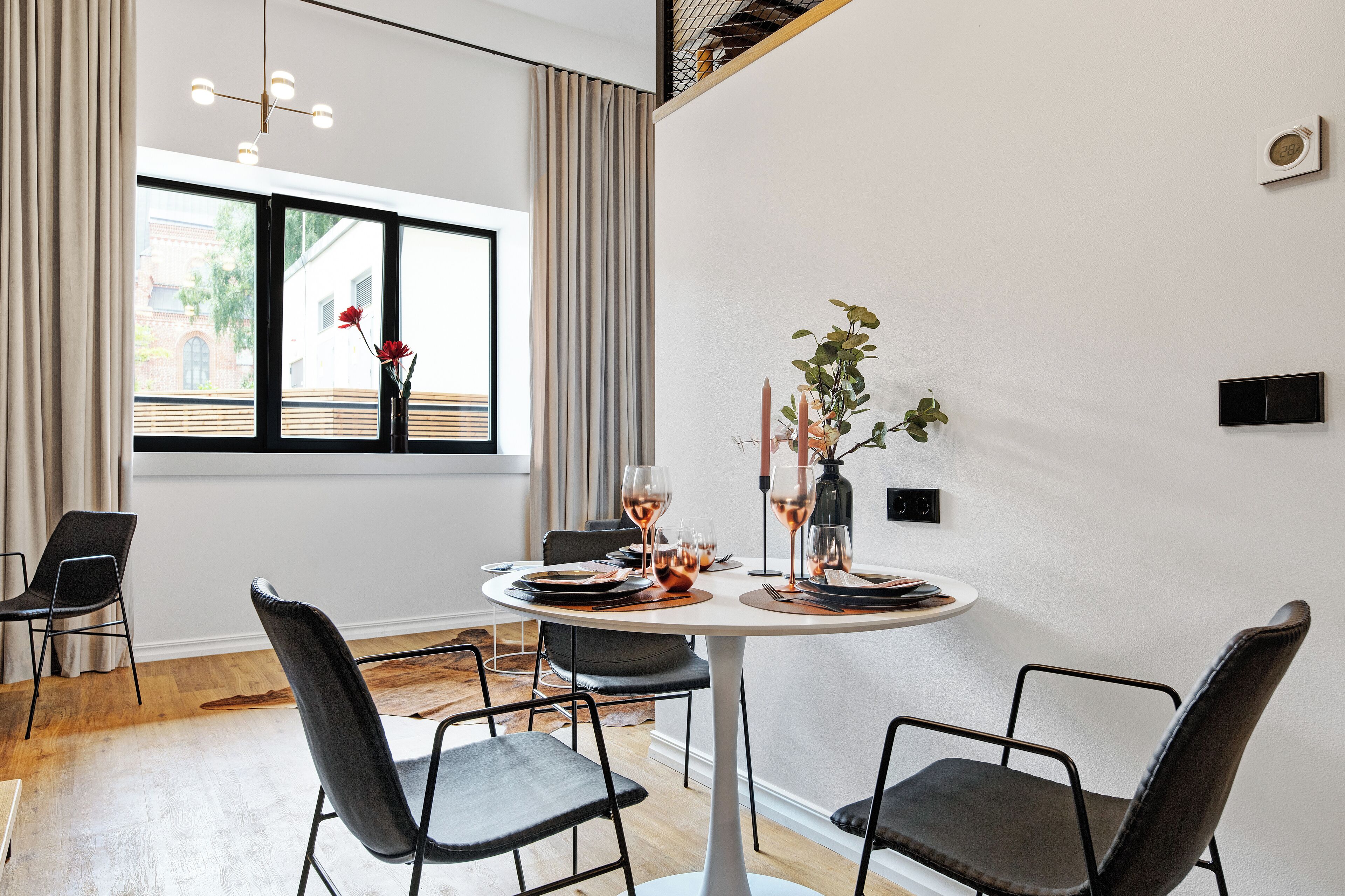 Loft Premium (Epic Studio - Loft) | Zona de estar | Televisión LED de 40 pulgadas con canales digitales, una televisión