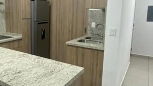 Apartamento familiar | Servicio de comidas en la habitación