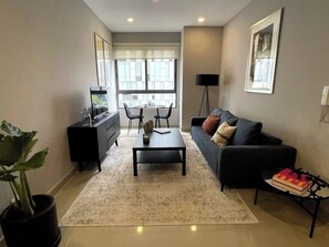 Smart TV, reproductor de DVD y oficina 