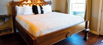 Whippoorwill Treehouse - Starlight Haven