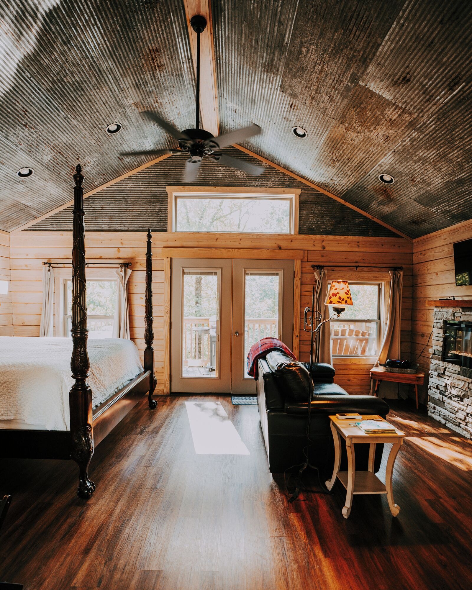 Mountain Air Treehouse - Starlight Haven