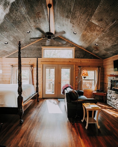 Mountain Air Treehouse - Starlight Haven