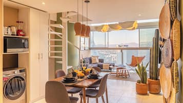 Standard Apartment | Dining room