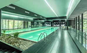 Indoor pool - Magenta by Kukun (Mexico City)