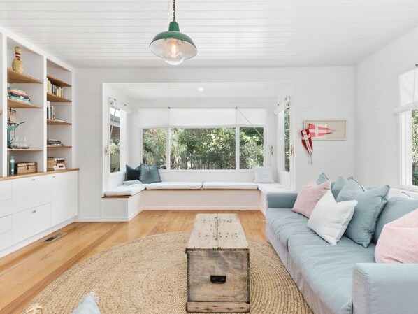 Smart TV - Ripview in Old Lonnie (Point Lonsdale)