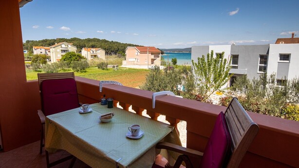 Outdoor dining - Apartments Torina - One Bedroom Apartment with Balcony and Sea View (Pasman)