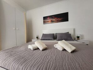 1 soverom, internettilgang og sengetøy