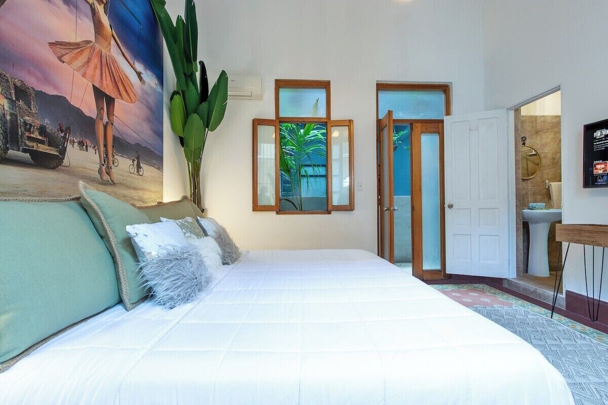 1 slaapkamer, een strijkplank/strijkijzer, gratis wifi, beddengoed