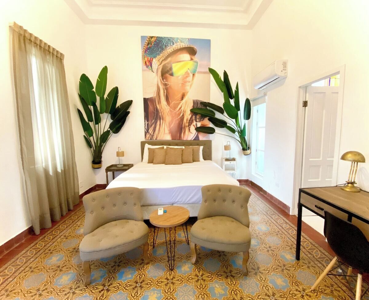 2 habitaciones, tabla de planchar con plancha y wifi gratis 