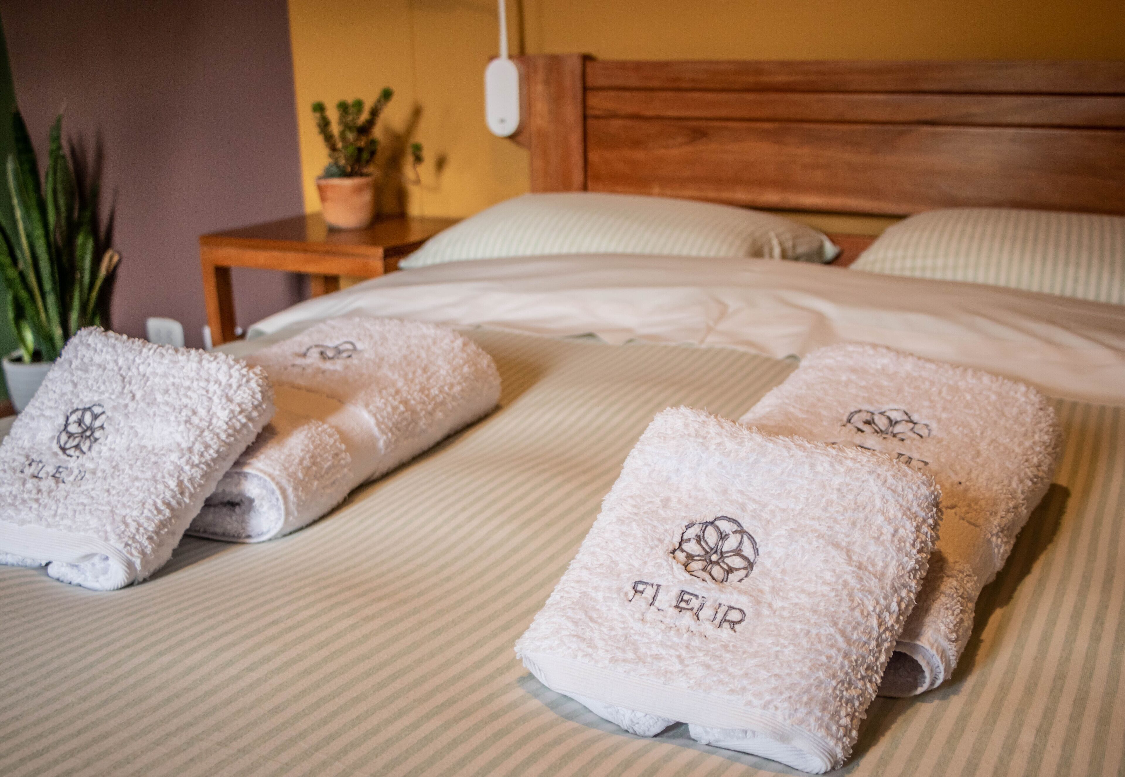 Sábanas de algodón egipcio, ropa de cama de alta calidad y edredón 