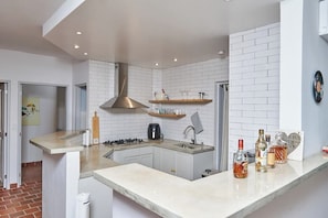Fridge, microwave, oven, coffee/tea maker
