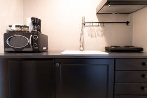 Nicht klassifiziertes Bild, 2 von 17, Schaltfläche