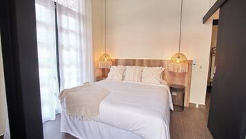 2 dormitorios, tabla de planchar con plancha, wifi gratis y ropa de cama