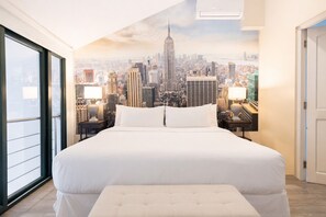 4 Schlafzimmer, Zimmersafe, Schreibtisch, Bügeleisen/Bügelbrett