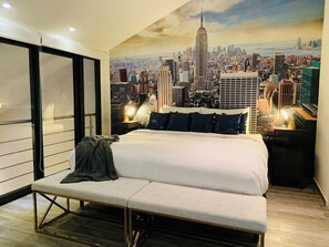5 bedrooms, iron/ironing board, free WiFi, bed sheets