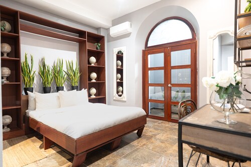 Apartment with 3 Double Bedrooms / 3 Bathrooms M0