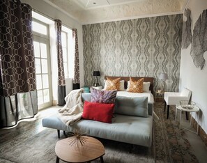 تلفزيون، خدمات بث