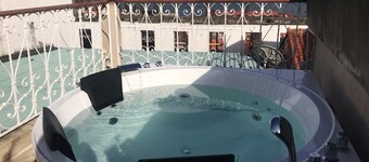 Nice apartment with jacuzzi and rooftop P2