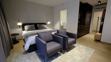 Deluxe Studio Suite