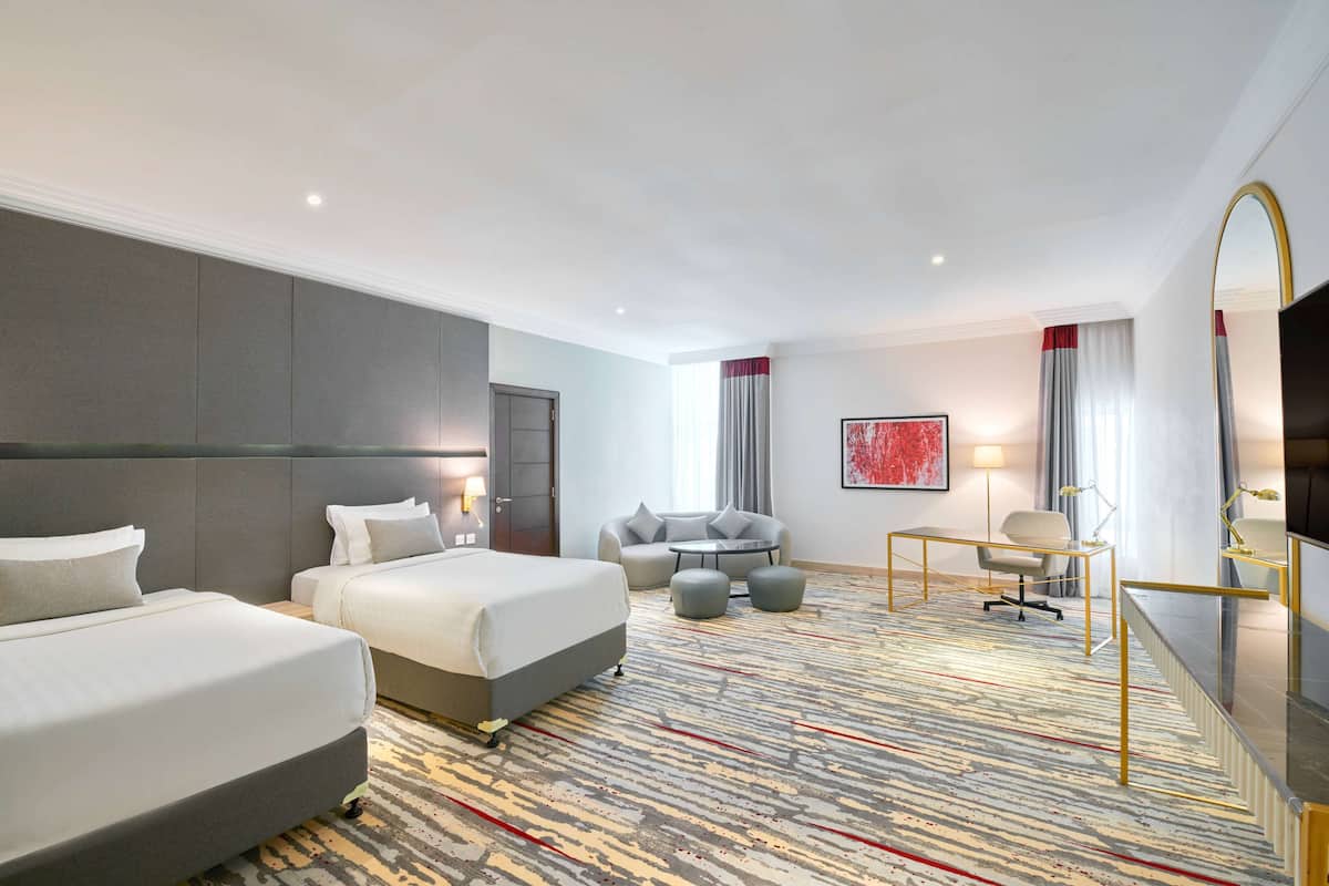 Minibar, in-room safe, iron/ironing board, free WiFi
