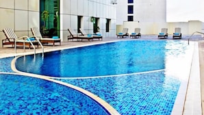 Pool - Ramada By Wyndham Doha Old Town (Doha)