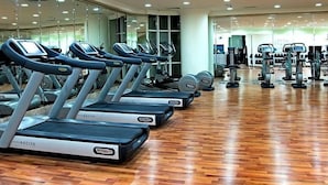 Gym - Ramada By Wyndham Doha Old Town (Doha)